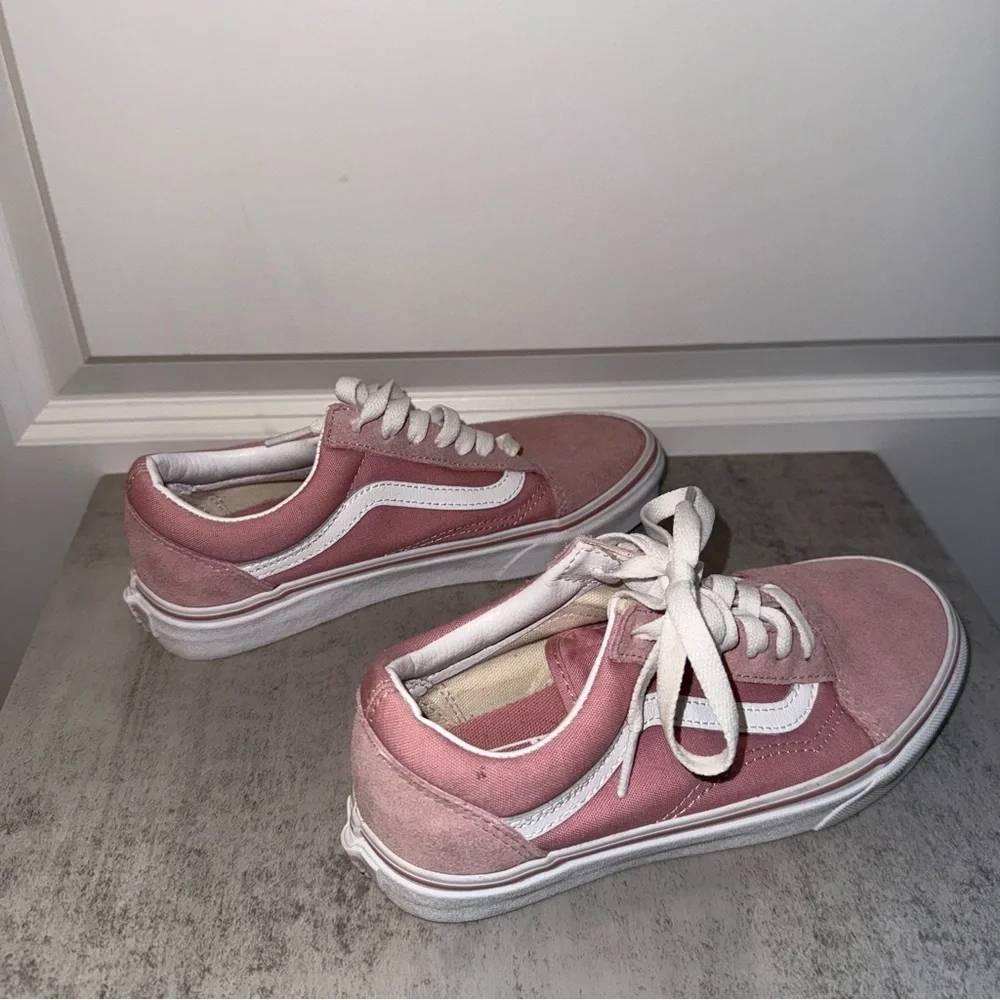 Old Skool Shoe Dawn Pink / True White Size 4.5 Men / 6 Women - Picture 3 of 7
